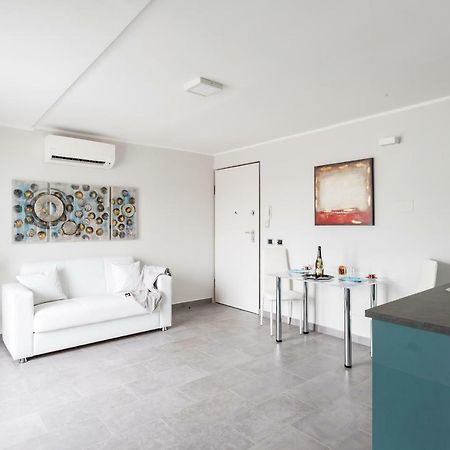 Penthouse 41 In Trastevere With Big Terrace Roma Exterior foto