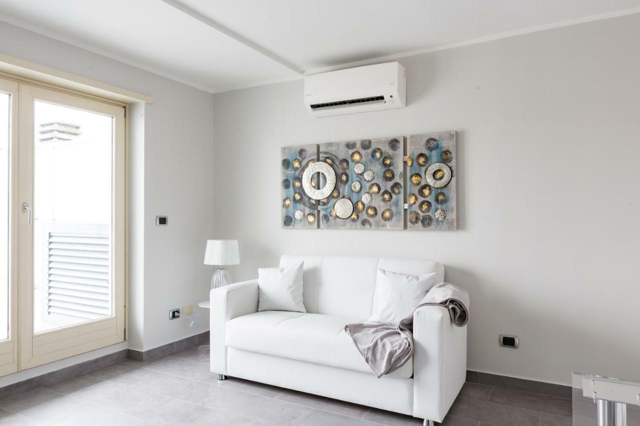 Penthouse 41 In Trastevere With Big Terrace Roma Exterior foto